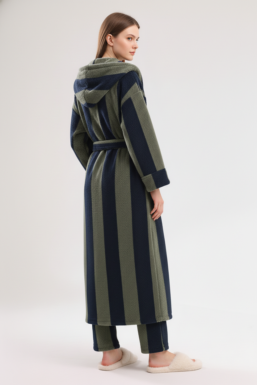 Robe de chambre chaude à capuche rayée bleu marine et vert olive