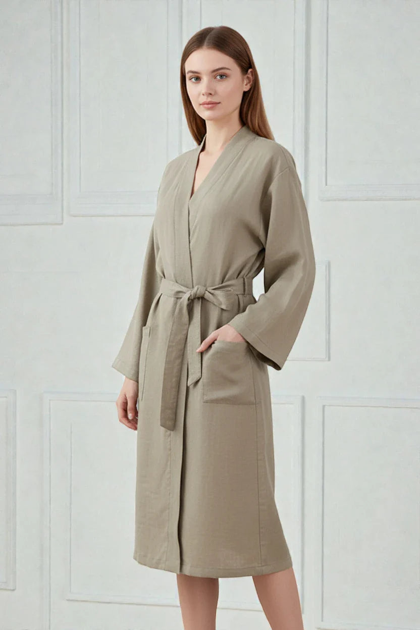 Robe de chambre en lin style kimono beige à manches longues