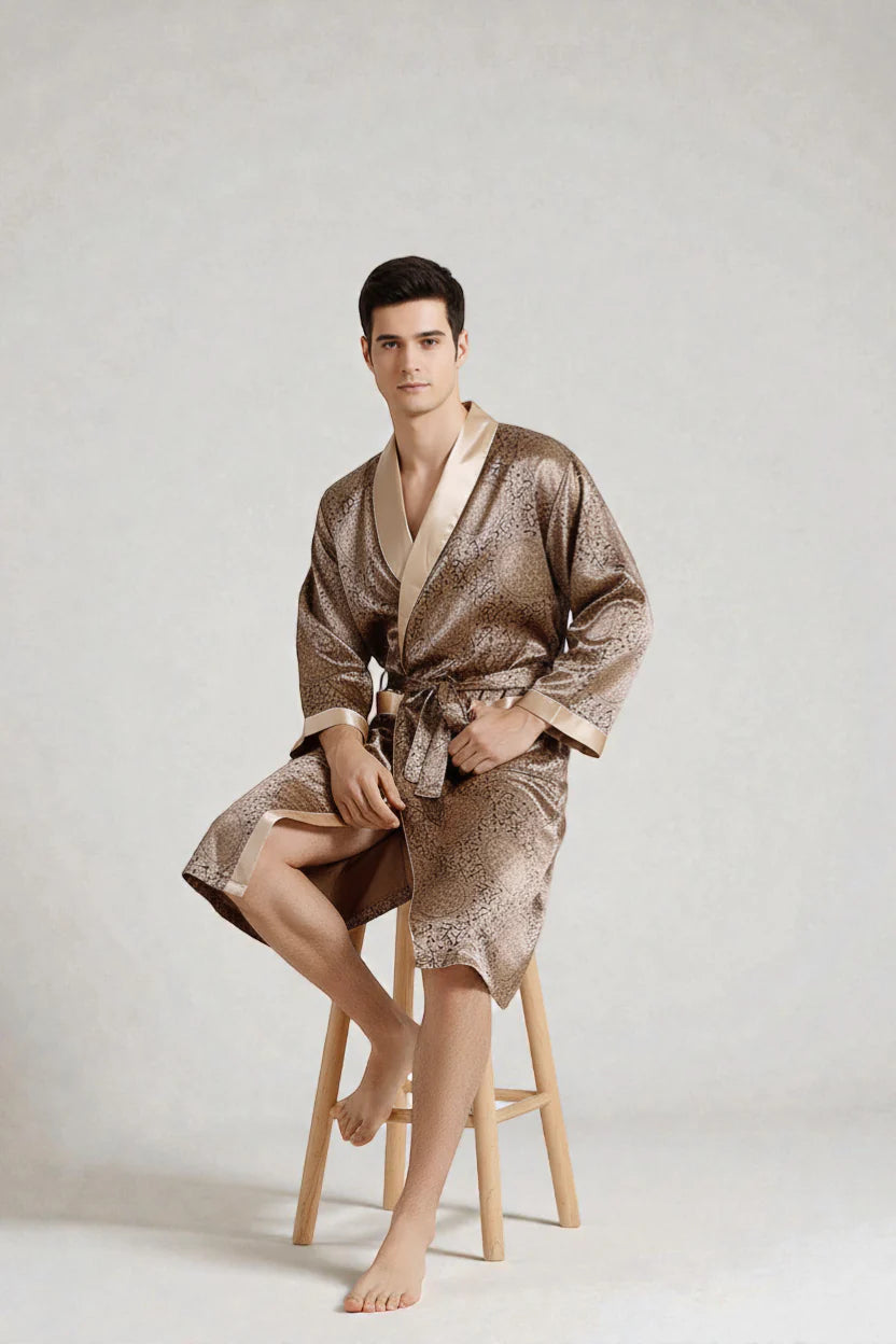 Robe de chambre en satin Oxford or et beige à motifs soyeux brillants
