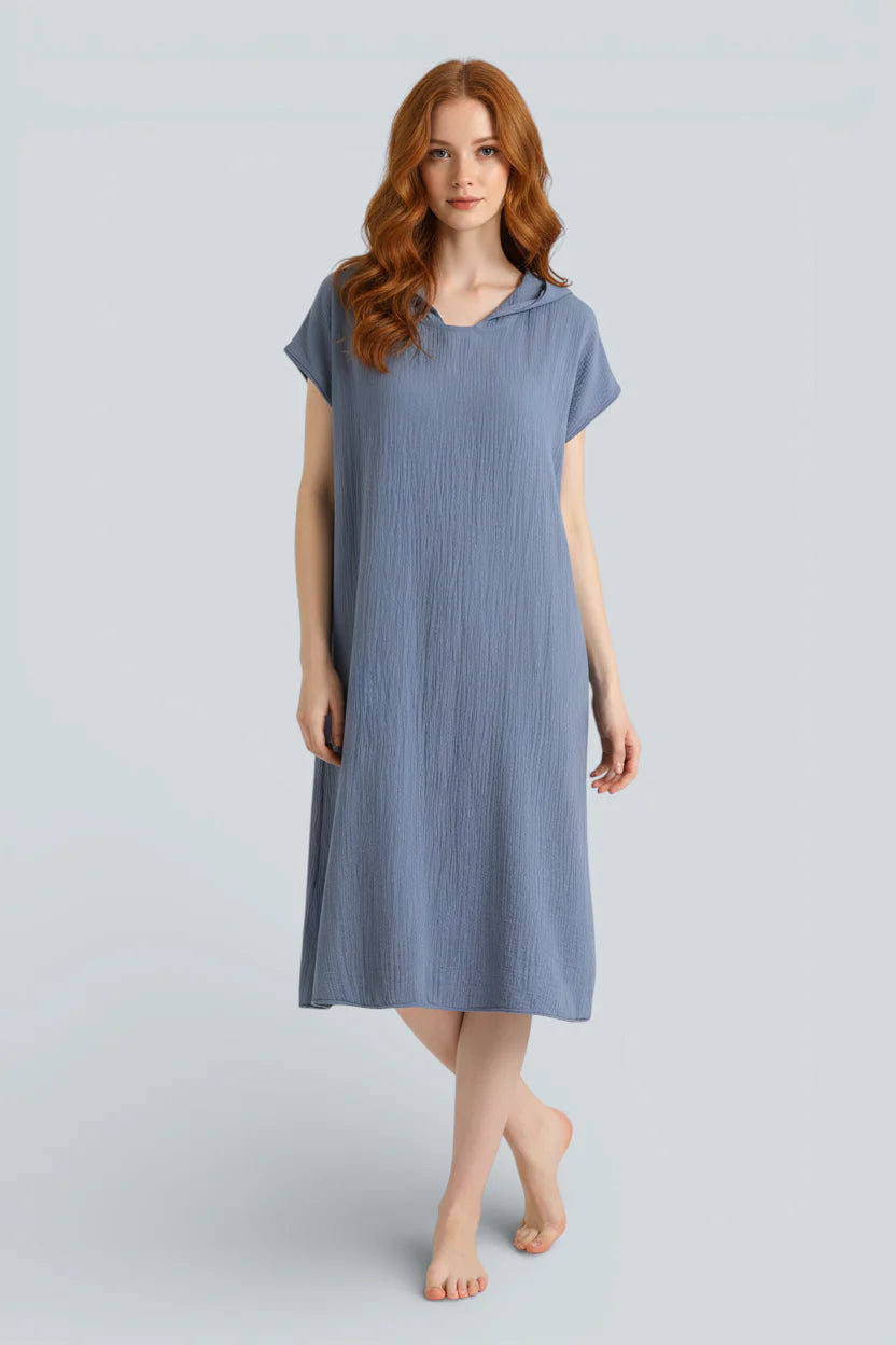 Robe de chambre femme légère en coton bleu clair à capuche texturée