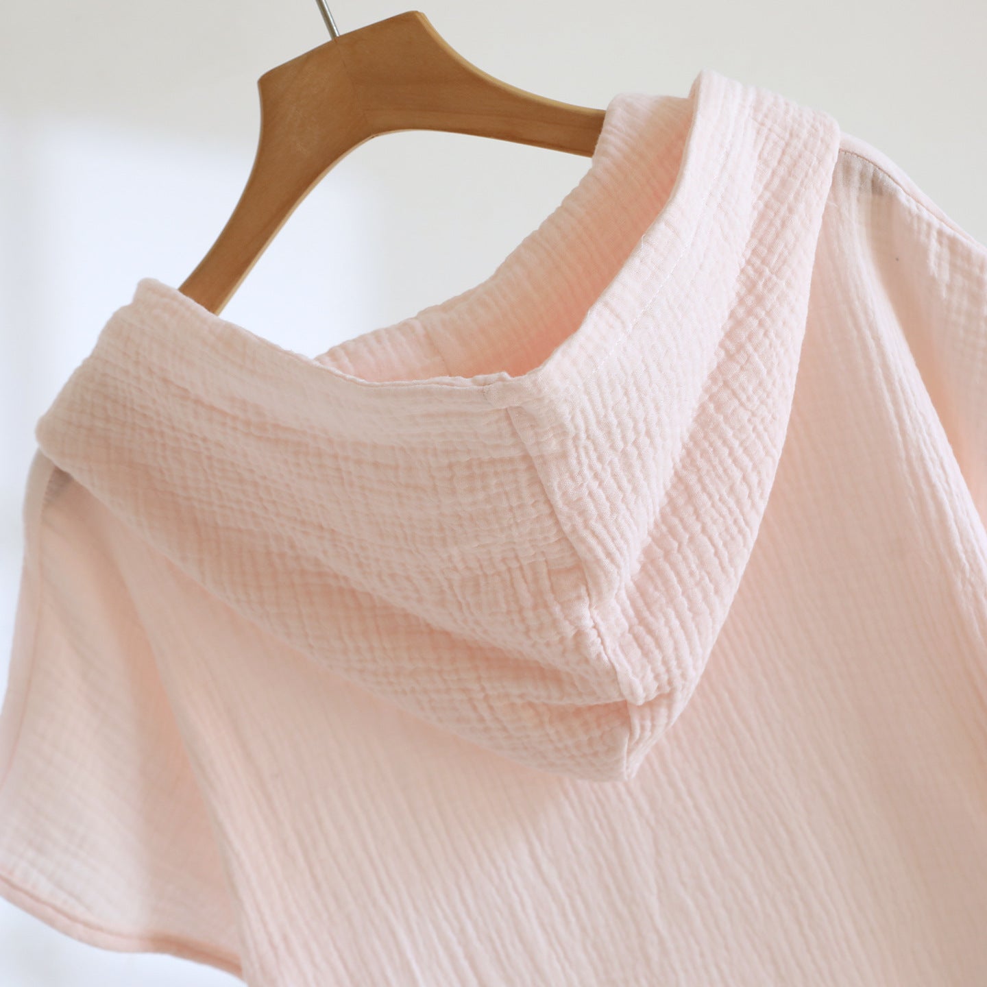 Robe de chambre femme légère en coton rose poudré texturé