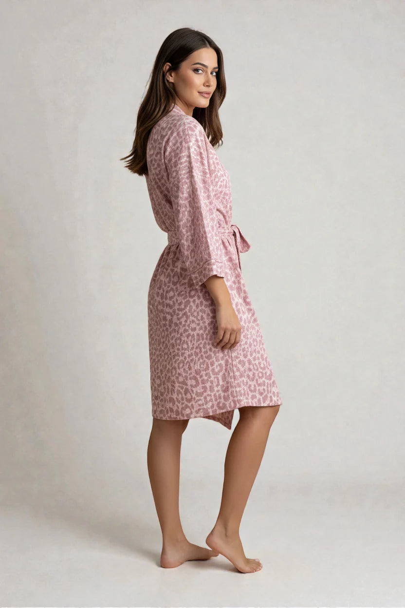 Robe de chambre femme léopard rose légère, ceinture et manches 3/4