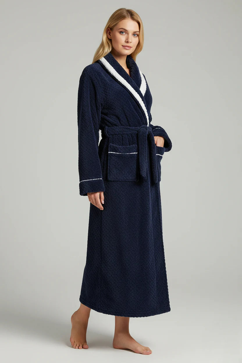 Robe de chambre femme polaire longue bleu marine à bordure blanche