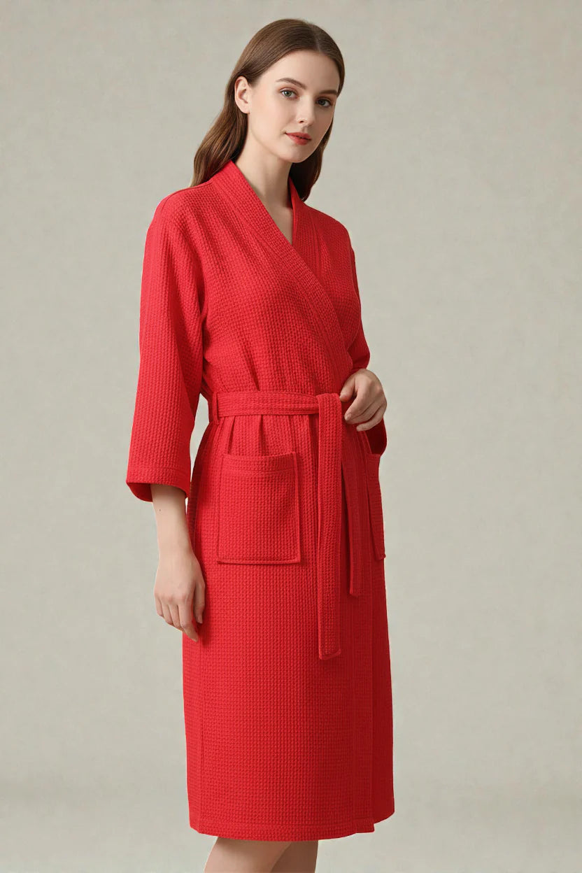 Robe kimono en coton rouge texturé waffle, ceinture et poches