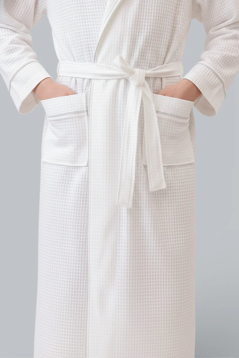 Robe de chambre légère homme Marbella en tissu gaufré blanc avec ceinture et poches