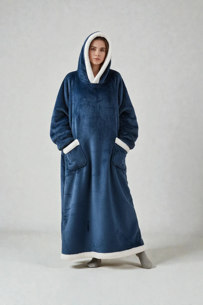 Robe de chambre très chaude femme en bleu marine plush avec bordure polaire blanche