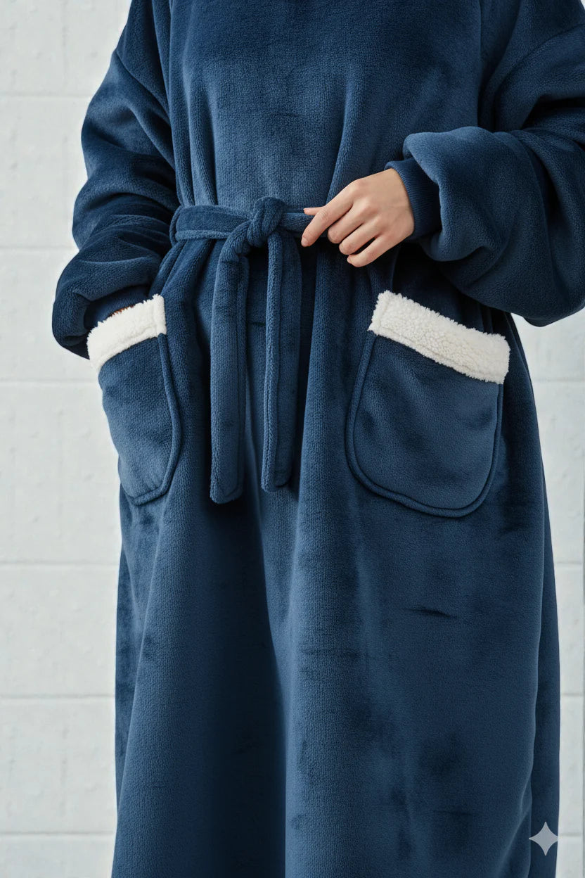 Robe de chambre femme bleu marine plush, poches doublées polaire blanche